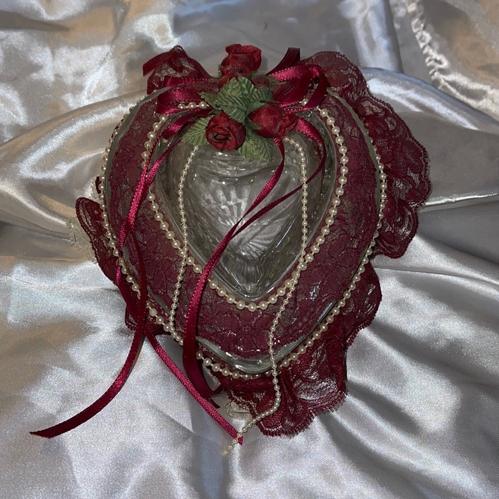 Decorated Crystal Heart (Home Interiors) Box